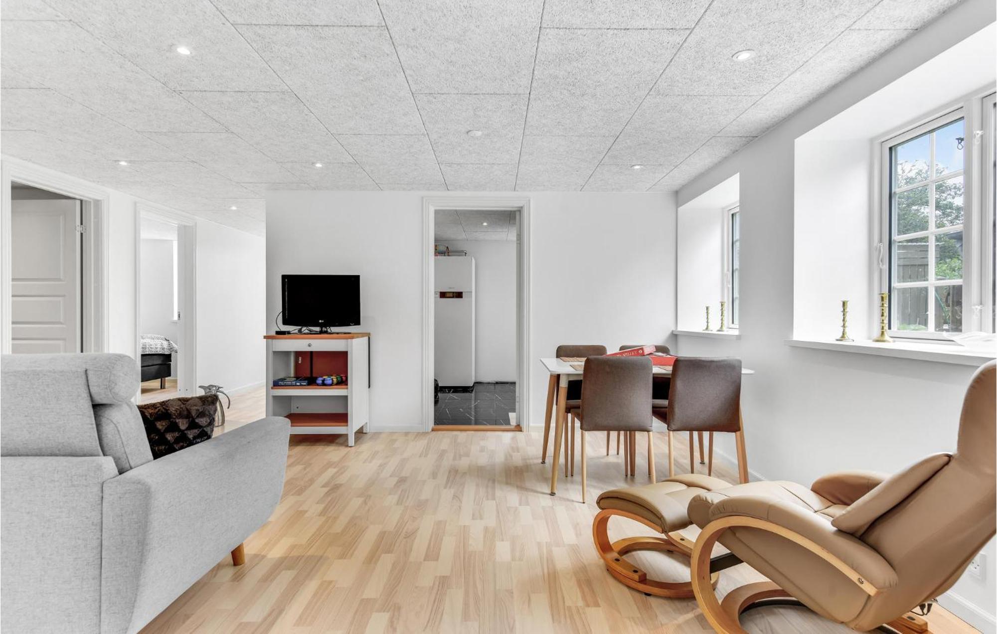Pet Friendly Home In Hojer With Kitchen Exterior photo
